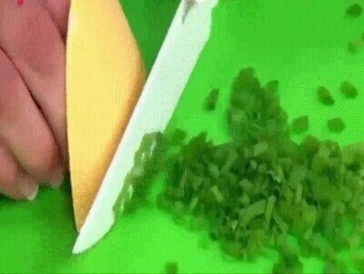 Enlace a Lo necesito para no tener miedo mientras corto cosas