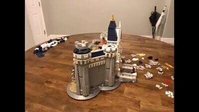 Enlace a Una genial animación de un castillo LEGO de Disney