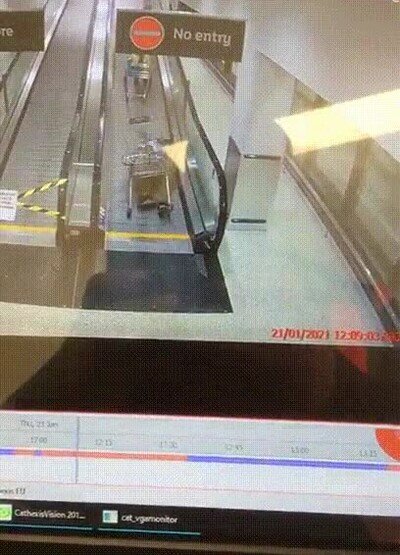 Enlace a Menuda liada en pocos segundos