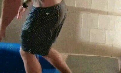 Enlace a Nunca te tires así por un tobogán, te puedes abrir la cabeza