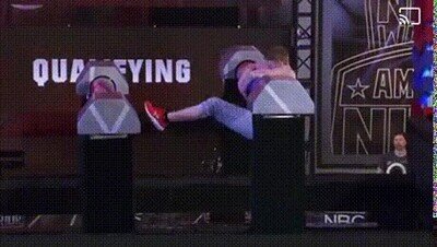 Enlace a Quien la sigue, la consigue, con dos huevos