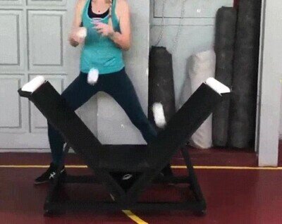 Enlace a Es hipnotizante ver los malabares