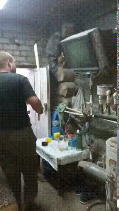 Enlace a Así se arreglaban las teles de la época