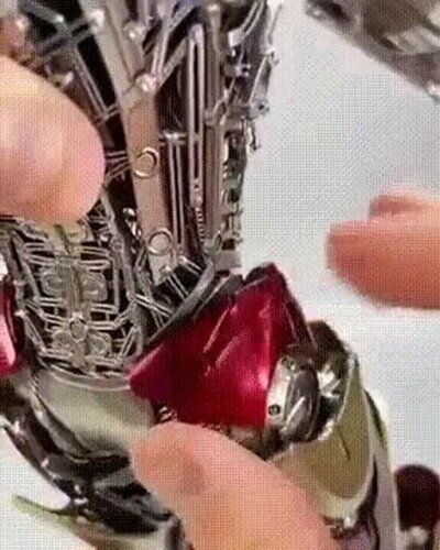 Enlace a Los detalles de este traje de Iron Man son una pasada