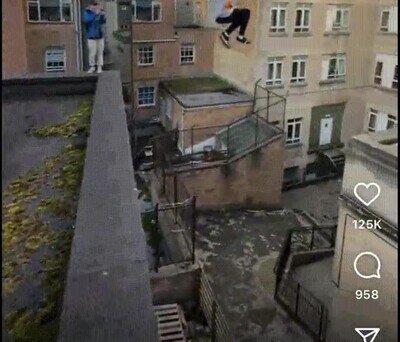 Enlace a Un salto que firmaría cualquier especialista de película 