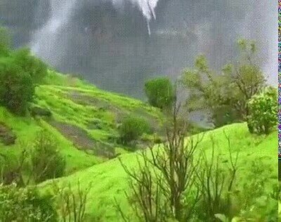 Enlace a ¿Alguna vez habías visto una cascada hacia arriba?