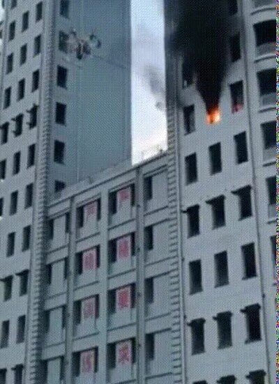 Enlace a Ahora los drones también sirven para apagar incendios