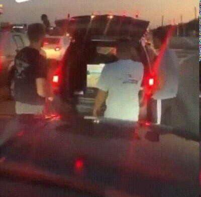 Enlace a Jugando a la Wii aprovechando un semáforo en rojo