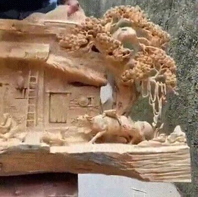 Enlace a Una obra de arte creada con madera