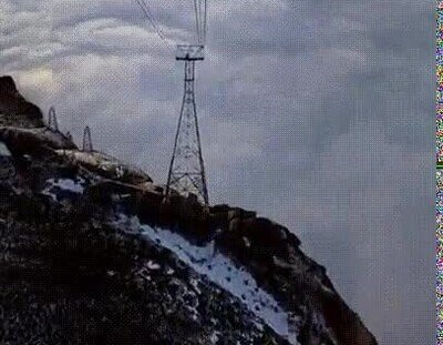 Enlace a Un descenso a las nubes muy espectacular