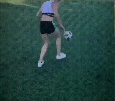 Enlace a Una crack con el balón en los pies