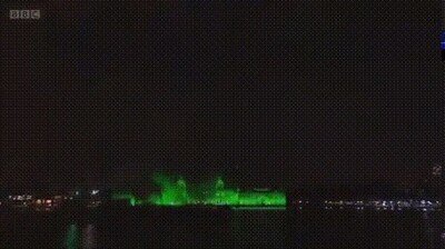 Enlace a En Londres celebraron la entrada del año con un león gigante creado con drones 