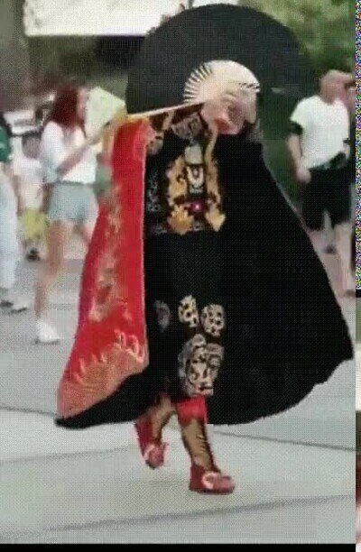 Enlace a Cambiando de máscaras al vuelo