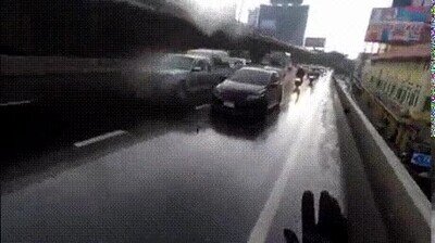 Enlace a Salvando la vida de un gatito