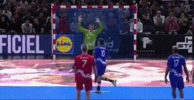 Enlace a El mejor lanzamiento en una partido de balonmano