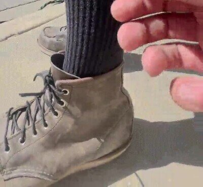 Enlace a El problema de llevar calcetines largos en verano