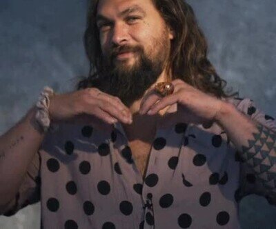 Enlace a Imposible no enanorarse de Jason Momoa