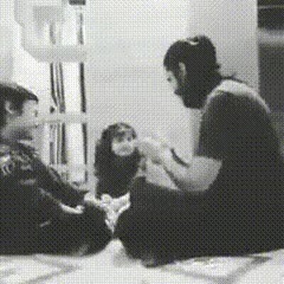 Enlace a La más pequeña de todos se ha pasado el juego