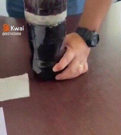 Enlace a Así cuelan teléfonos en sitios prohibidos