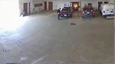 Enlace a Escapando de la policía: nivel 100
