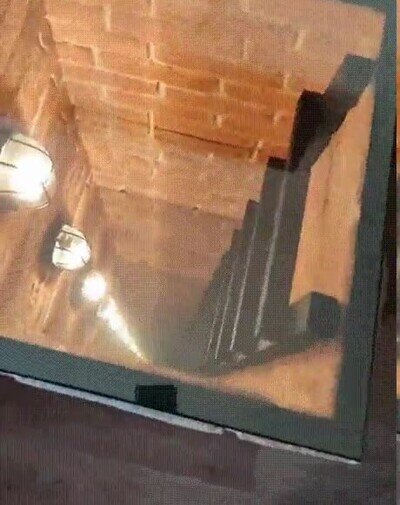 Enlace a Un tunel secreto en el comedor de casa