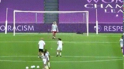 Enlace a La portera no tiene mucho trabajo, la verdad