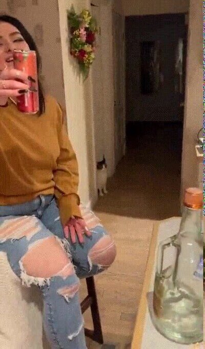 Enlace a Así actuan los introvertidos en una fiesta