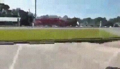 Enlace a Otro tonto más en la carretera