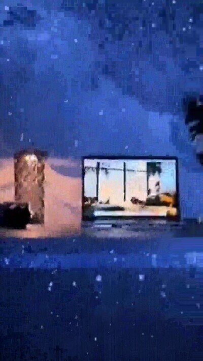 Enlace a Viendo el espacio desde la habitación de casa