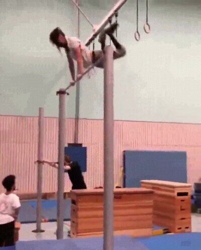 Enlace a Lo que hace mi novia cada vez que llego a casa