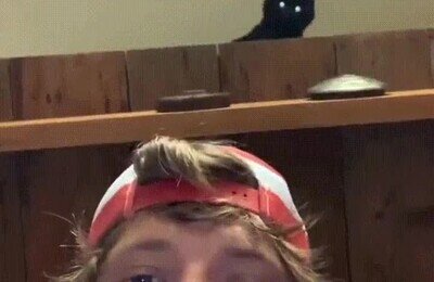 Enlace a Menos mal que lo tiene grabado en cámara