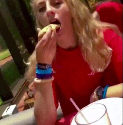 Enlace a Lo típico que haces en la primera cita