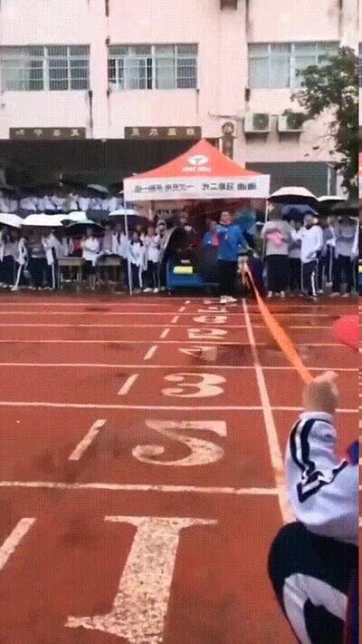 Enlace a Solo puede haber un campeón. El que lo ha dado absolutamente todo