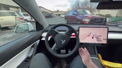 Enlace a 2023, los coches ya se conducen solos