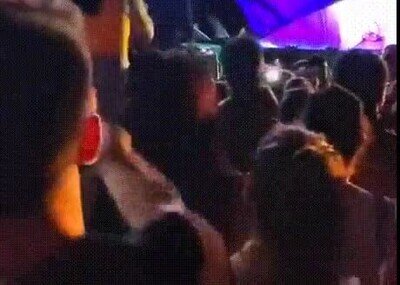 Enlace a Para toda esa gente que tapa a los demás en los conciertos