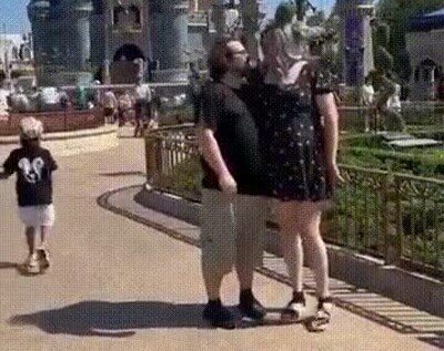Enlace a Sabes que estás con la persona correcta cuando pasan estas cosas