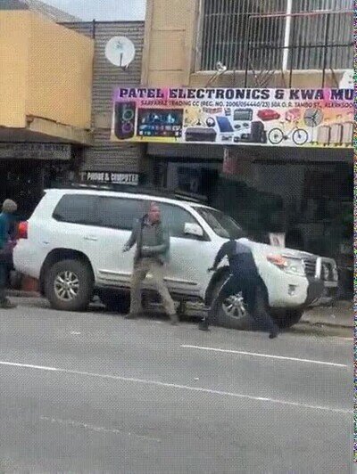 Enlace a Adivina el país