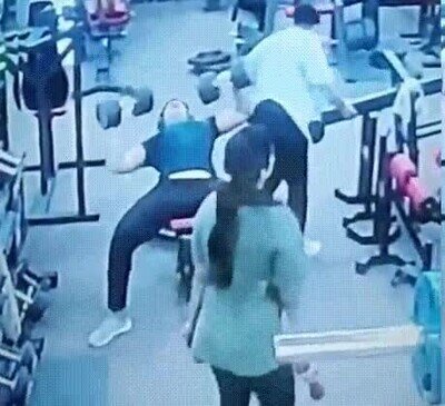 Enlace a Primer día de gimnasio con un poco de tensión