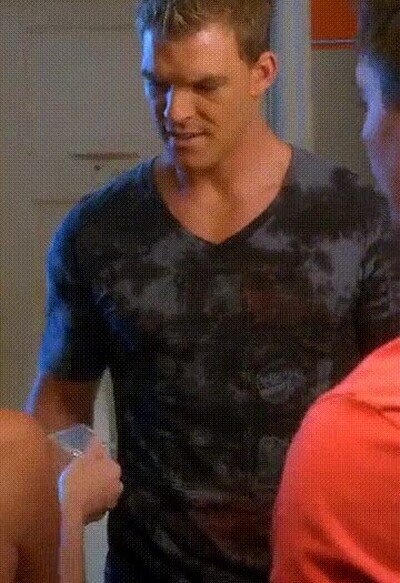 Enlace a Jack Reacher haciendo escenas incómodas antes de ser Jack Reacher
