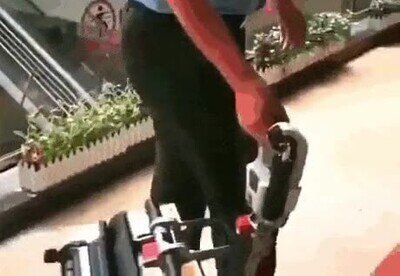 Enlace a Una maleta que parece enviada desde el futuro