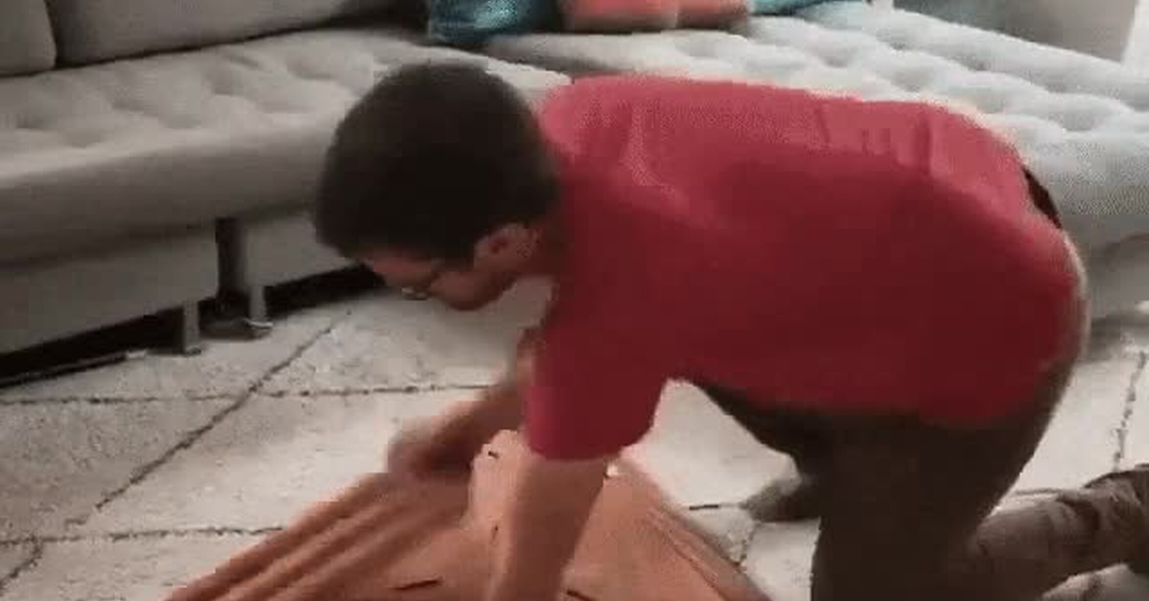 La mesa ideal para los que no tenemos espacio en casa