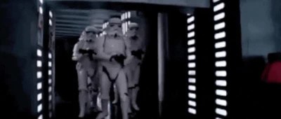 14403 - El stormtrooper que se golpea la cabeza en Star Wars por fin habla sobre la mítica escena