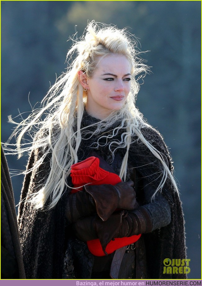 20385 - Emma Stone parece Legolas en el rodaje de su nueva serie y todo el mundo está flipando