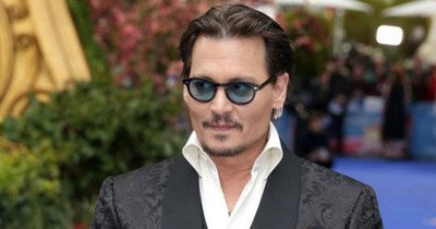 25674 - Dos fotos de Johnny Depp disparan la alarma sobre su estado de salud