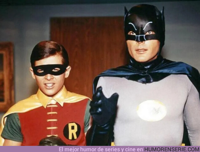46026 - El actor de Robin en la serie de Batman explica que le hicieron tomar pastillas para encoger los genitales