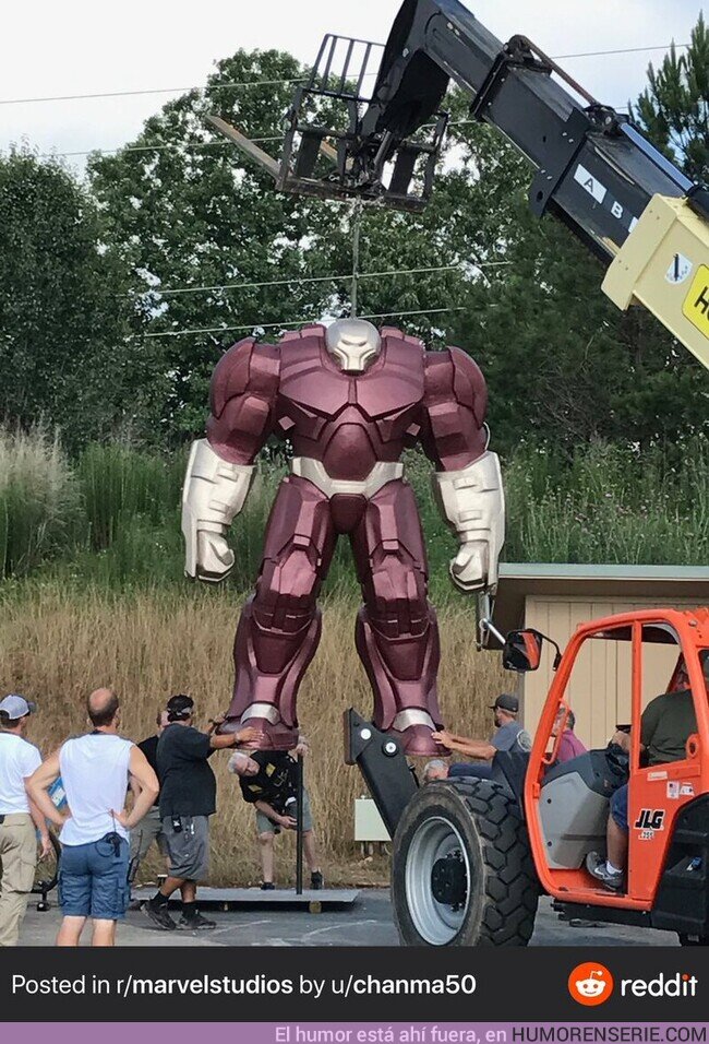 50545 - La armadura Hulkbuster llegando al set de Vengadores: Infinity War