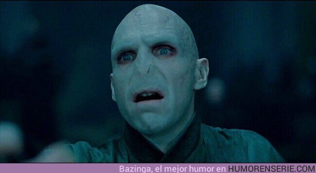 66839 - ¿Por qué Voldemort usa Twitter y no Facebook? Porque solo tiene seguidores, no amigos