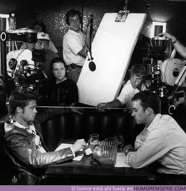 69393 - Brad Pitt y Edward Norton en el detrás de cámara de #FightClub de David Fincher