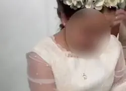 Estoy dando palmas con los regalos para una ni&ntilde;a de 9 a&ntilde;os en su Primera Comuni&oacute;n