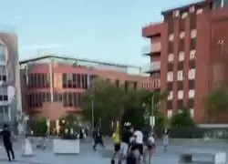 La criminal paliza de estos adolescentes a un se&ntilde;or que simplemente ped&iacute;a dinero en la calle